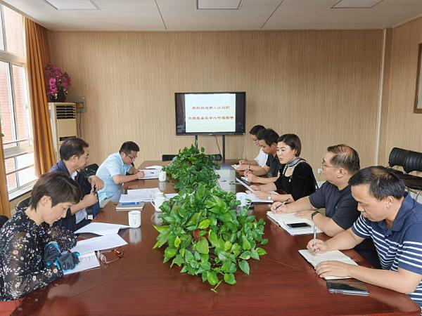 1013嘉興市局職業(yè)技能鑒定中心專(zhuān)家領(lǐng)導(dǎo)蒞臨秀水中專(zhuān)開(kāi)展調(diào)研指導(dǎo)工作-曹卿1.jpg